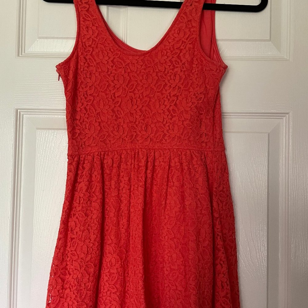 Lace Spring Dress - Picture 4 of 11